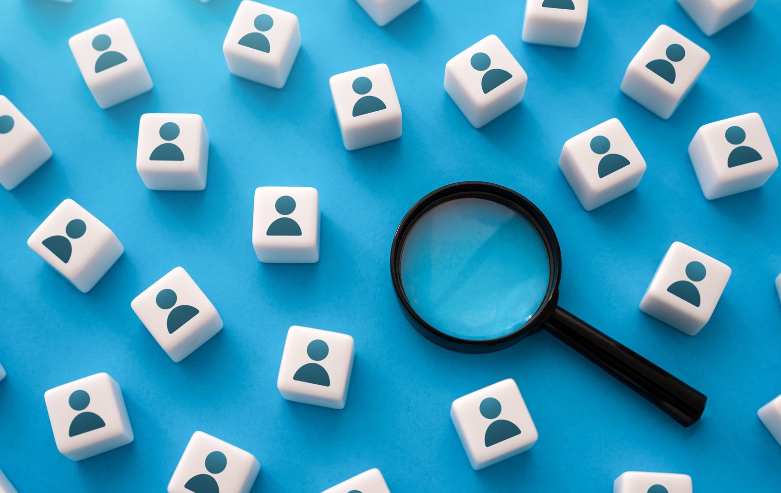 vecteezy-search-for-new-job-applicants-human-resources-headhunter-23414913